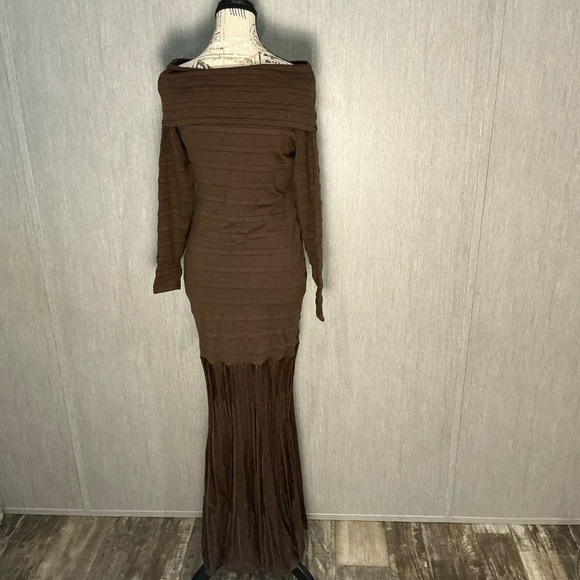 Elegant Brown Long Sleeve Dress - Picture 6 of 16